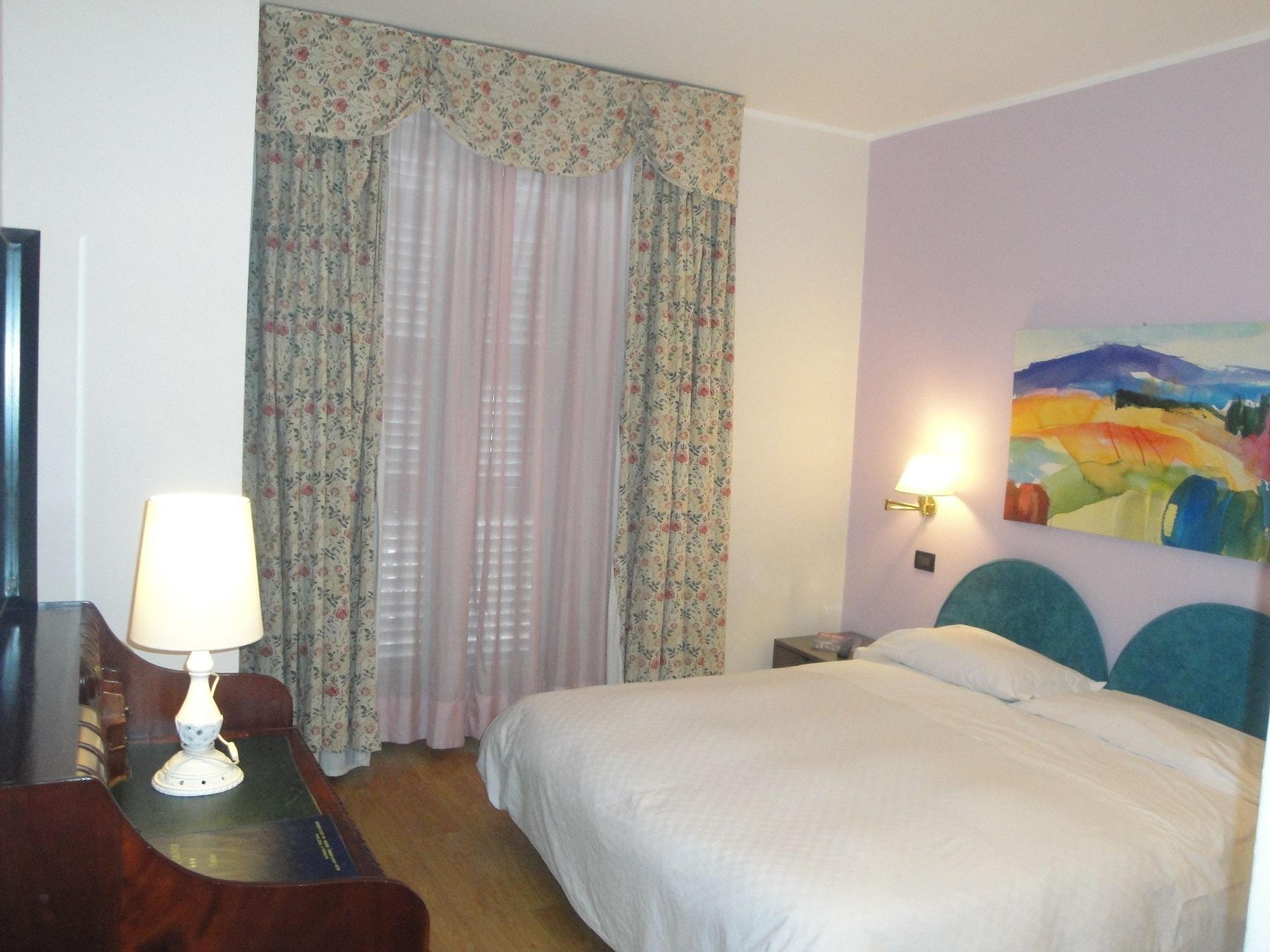 Hotel Due Mondi Турин Экстерьер фото